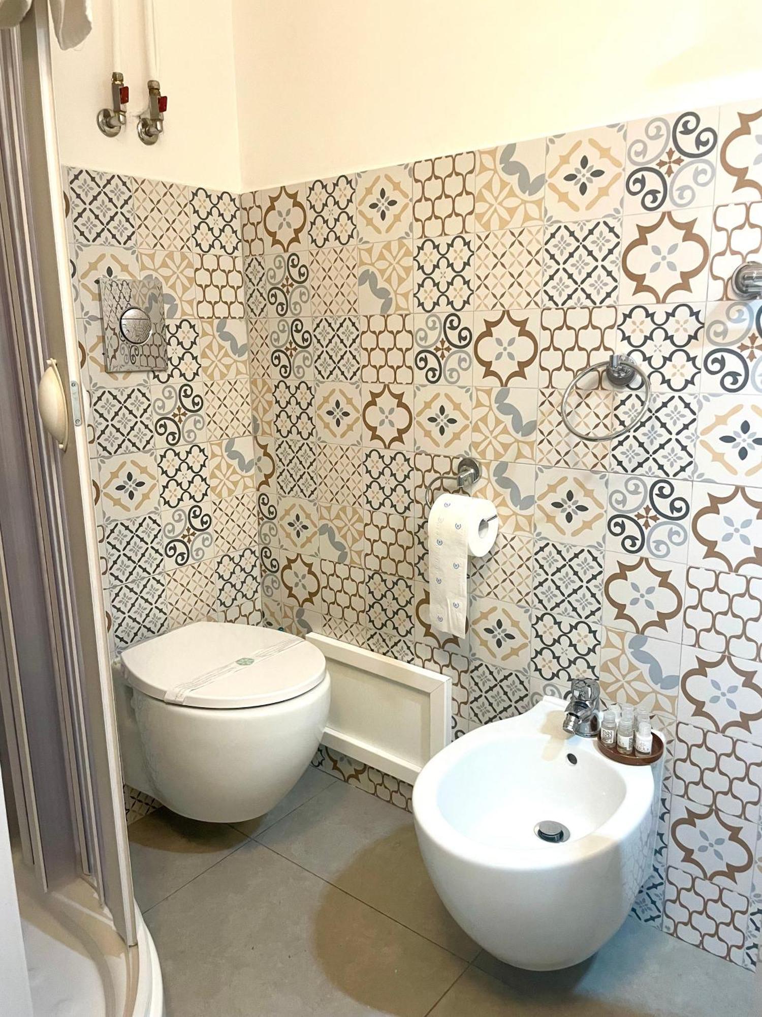 Casa Giniusa Central Studio Catania Luaran gambar
